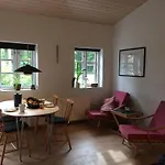 Lindegaardapartment - Woods And Sea Apartment